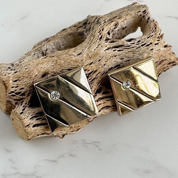 Vintage Swank Gold Tone Square Cufflinks With Rhinestone Accent - Picture 3 of 6